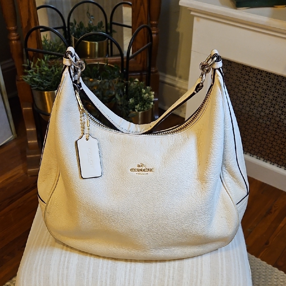 Vintage Coach Harley East West Cream Leather Hobo Shoulder Bag